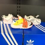 Kids Sneakers Mixed Sizes Wholesale Pallet — 300 Pairs, Grade A